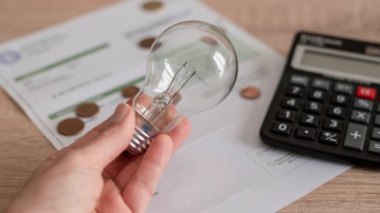Electricité : cette vente privée propose un gros rabais sur le tarif réglementé d'EDF