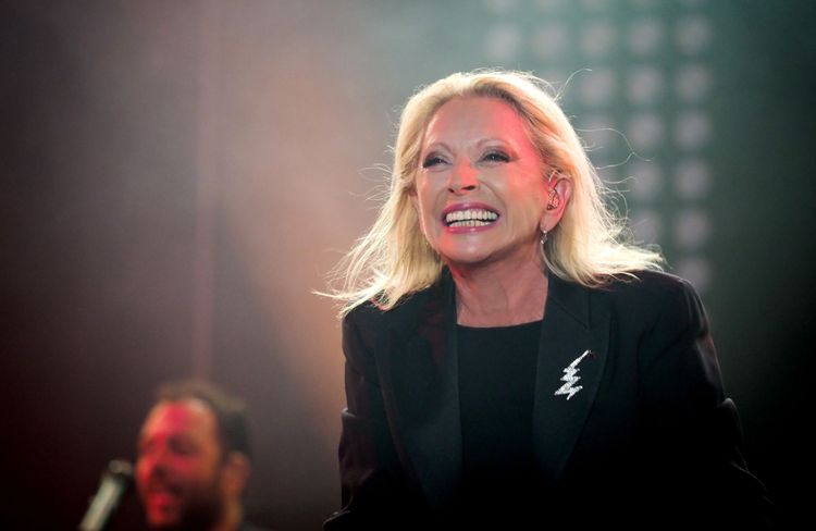 Véronique Sanson : ce gros mensonge raconté en plein concert