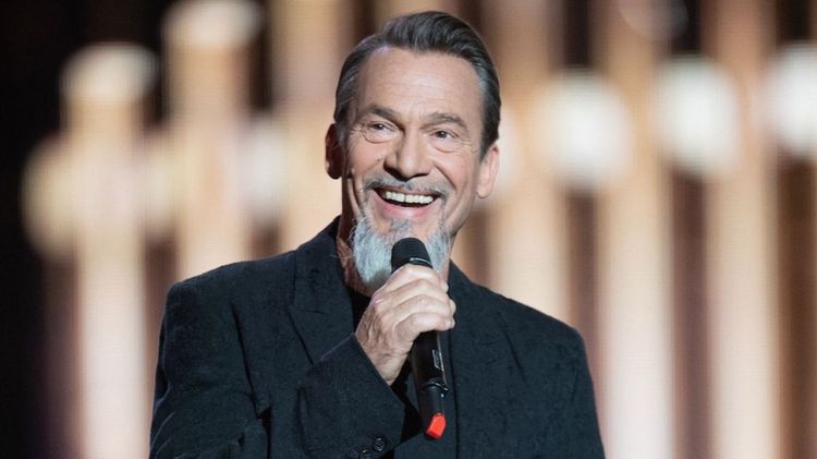 Florent Pagny, marié et père de famille, révèle "un fantasme" : "Un côté un peu masculin"