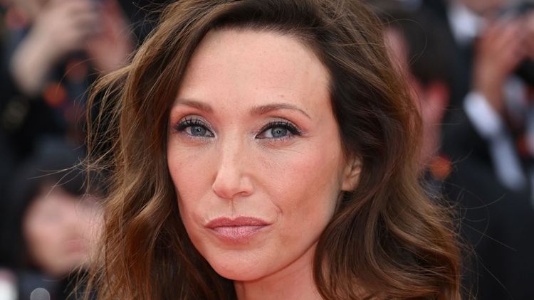Laura Smet : Pourquoi la tombe de Johnny Hallyday lui reste inaccessible