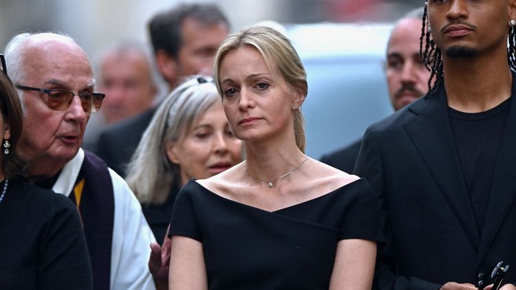 Audrey Crespo-Mara bouleverse TF1 : sa décision après la mort de Thierry Ardisson