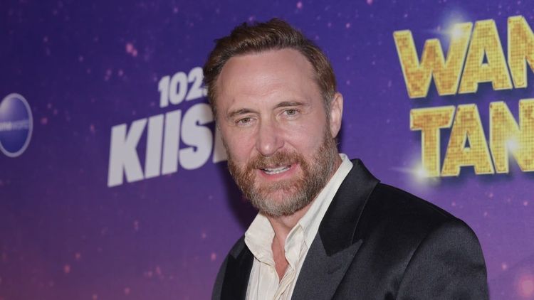 David Guetta (57 ans) : accident devant sa villa, voici ce qui s’est passé ce jour-là