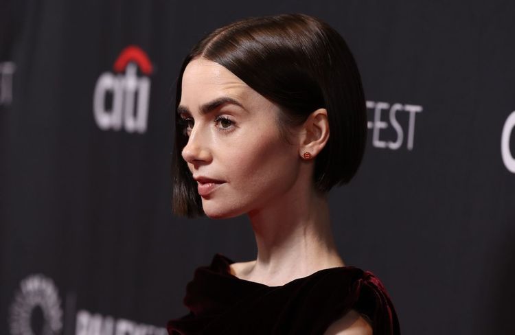 Lily Collins rend hommage à l’actrice Audrey Hepburn dans un délicat message