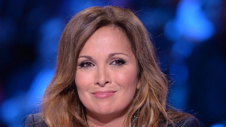 Hélène Ségara malade et grillée avec une perruque, ses fans sidérés : "Mon Dieu…"