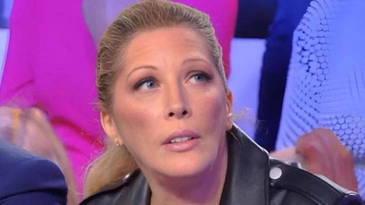 "Je vis de mes aides pour personne handicapée" : Loana dévoile le montant de ses petits revenus loin de la télé-réalité
