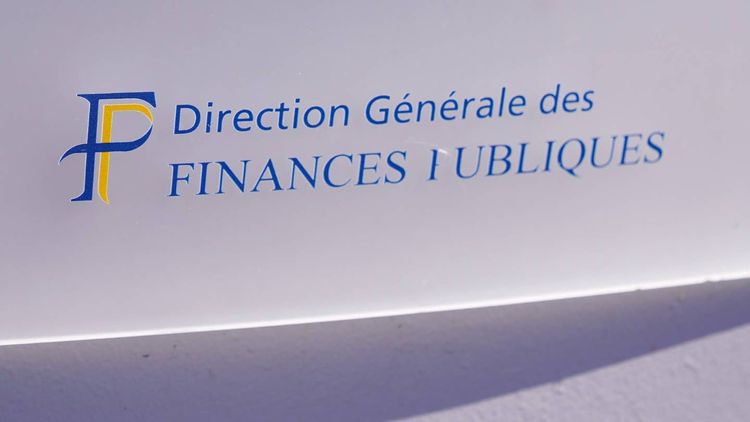 Impôts : pourquoi la DGFiP prélève encore une fois votre compte bancaire ce vendredi 15 mars