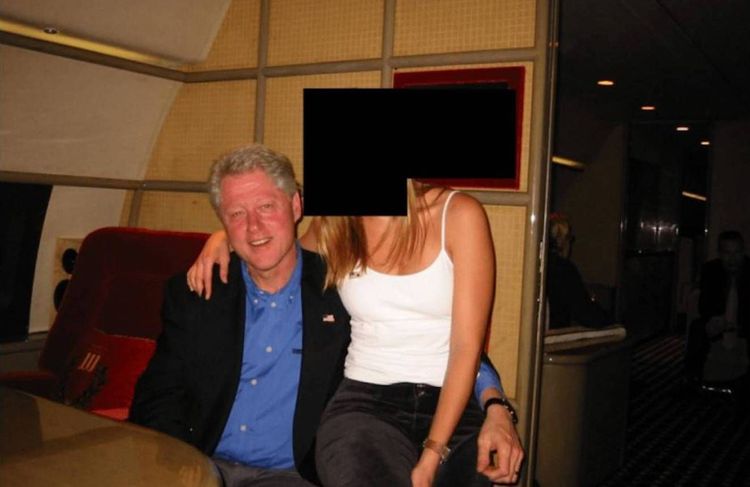 Dossier Epstein : Bill Clinton, Michael Jackson, Woody Allen… Ce que montrent les nouvelles photos dévoilées