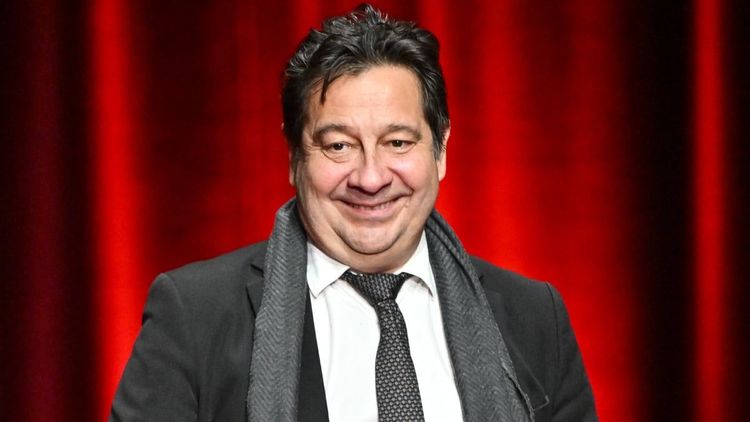 "Grâce au zizi de Pierre Perret" : Laurent Gerra fait un aveu olé-olé sur sa toute première fois