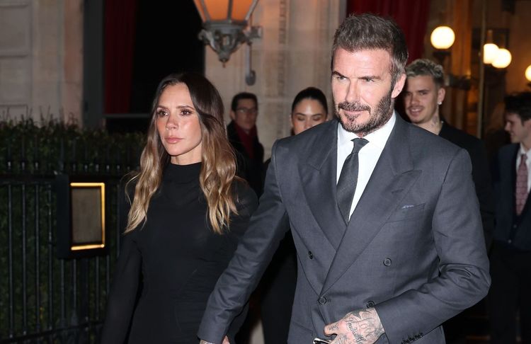 Victoria Beckham évoque le temps qui passe et son rapport à l’âge : « J’accepte maintenant mon apparence »