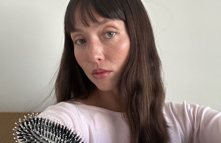 Brosse à cheveux de luxe : quelle est la différence avec une brosse ordinaire ?