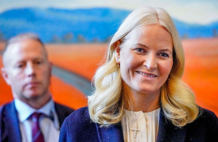 Mette-Marit de Norvège s’exprime sur les accusations à l’encontre de son fils Marius Borg