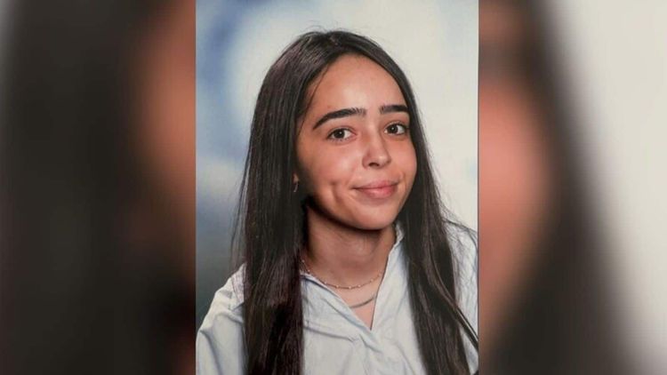 "Je t’aime et t’es la meilleure maman du monde" : les derniers messages de Camélia avant son suicide à la sortie du lycée