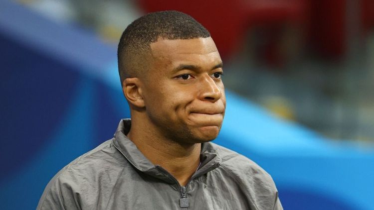 Kylian Mbappé traité de "merde", Cyril Hanouna accusé d’alimenter la polémique