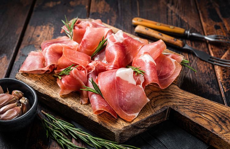 L’astuce apéritif de Juan Arbelaez pour proposer de la charcuterie à sa femme enceinte (et aux autres)