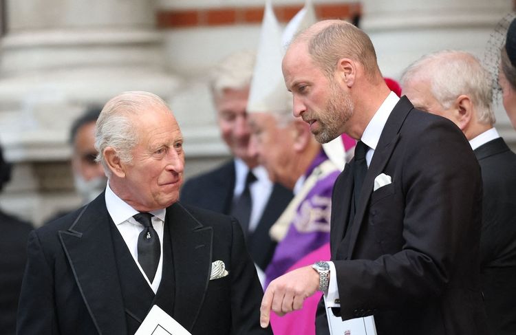 Tensions, pouvoir, caractères... La relation entre Charles III et son fils William décryptée