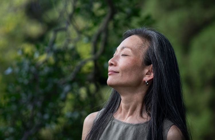 Pourquoi les symptômes de la ménopause sont moins sévères au Japon ?