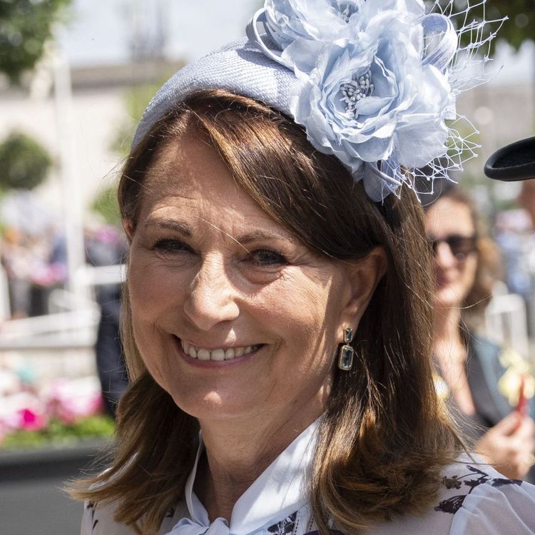 Carole Middleton, grand-mère de l’ombre mais soutien essentiel : son rôle clé auprès de George, Charlotte et Louis