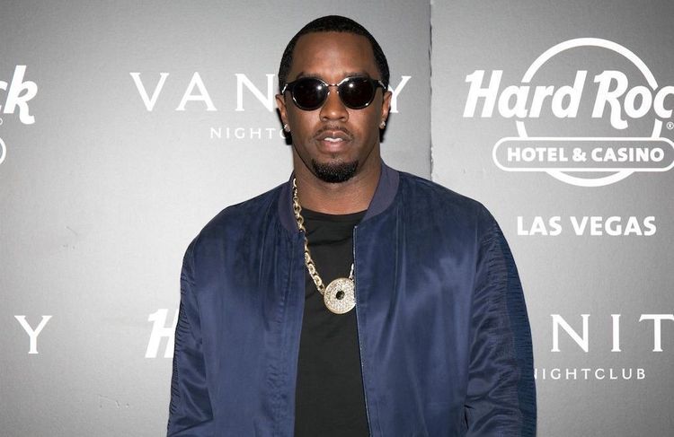 Le rappeur américain P. Diddy visé par des plaintes pour agressions sexuelles, reste en prison