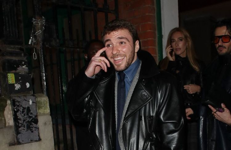 Rocco Ritchie dévoile un rare cliché entouré de ses deux parents, Madonna et Guy Ritchie