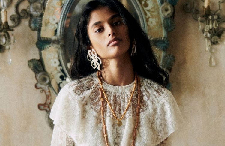Le best of mode de la semaine : du minimalisme chez Balenciaga, un prix dédié aux artistes féminines chez Max Mara…