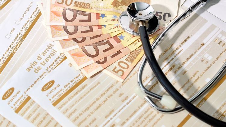 « Puis-je déjà poser mes congés payés acquis en arrêt maladie ? La Cour de cassation le permet ! »