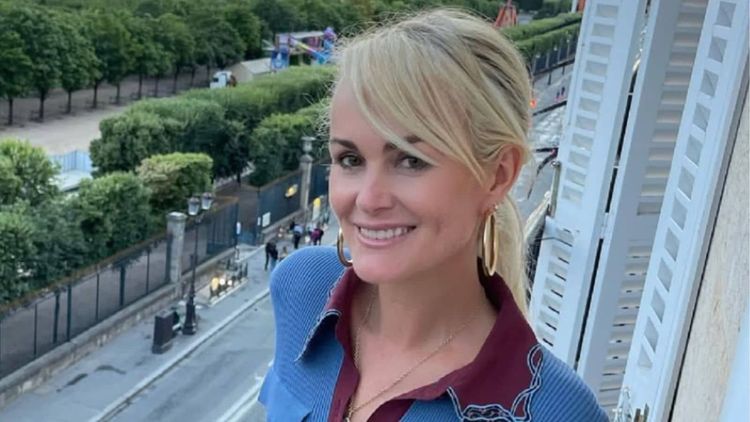 Laeticia Hallyday : bouleversée, elle fait ses cartons et dévoile des clichés très intimes