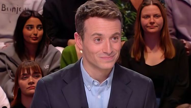 Hugo Clément très gêné : "La bifle ? Avec vous, j'aimerais bien", cette proposition osée d'un politique