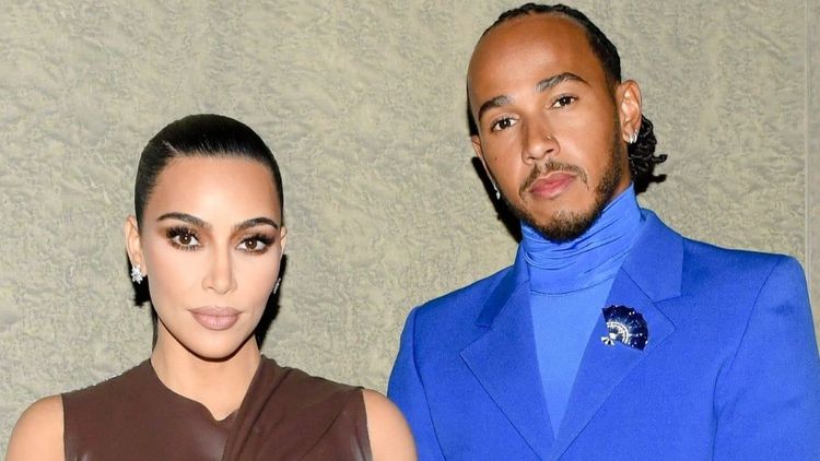"C’est de la folie !" : Kim Kardashian s'invite dans le bolide de Lewis Hamilton et affole Instagram