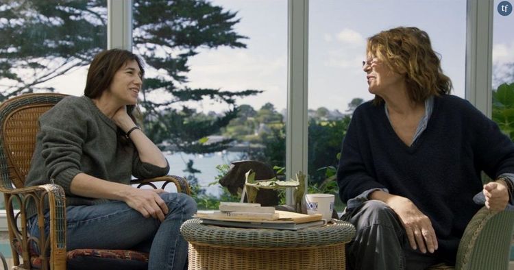 "Ca fait bizarre d'être orpheline", témoigne Charlotte Gainsbourg
