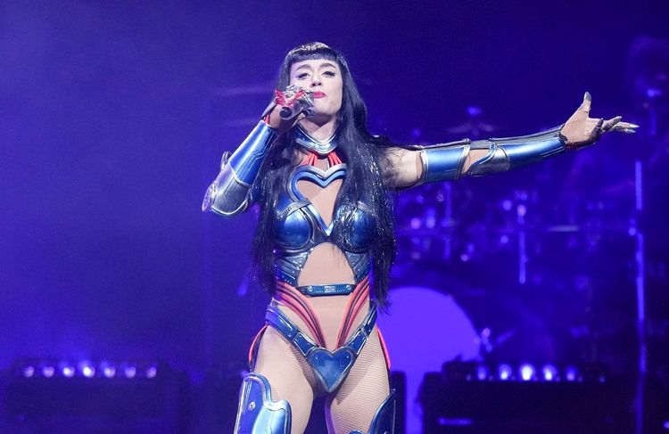 Katy Perry partage un adorable cliché de sa fille Daisy dans les coulisses de sa tournée