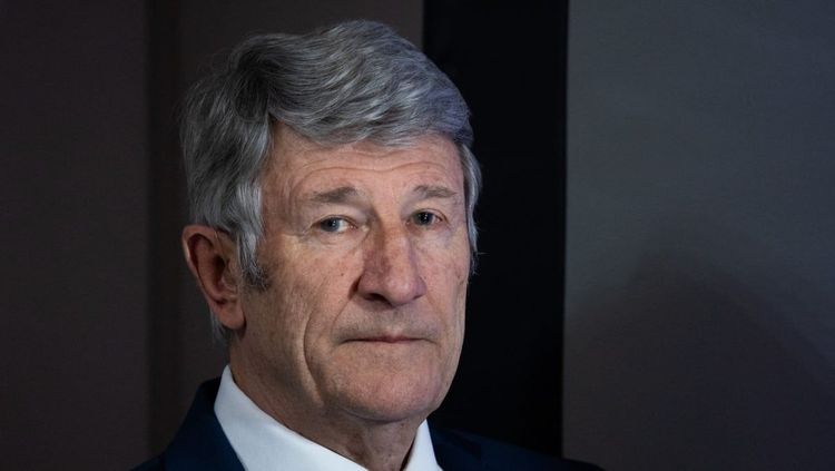 Philippe de Villiers (76 ans) en extase face à Christine Kelly : "C'est une récompense pour moi..."