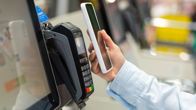 Carte bancaire : cette nouveauté va faciliter le paiement sans contact avec le smartphone