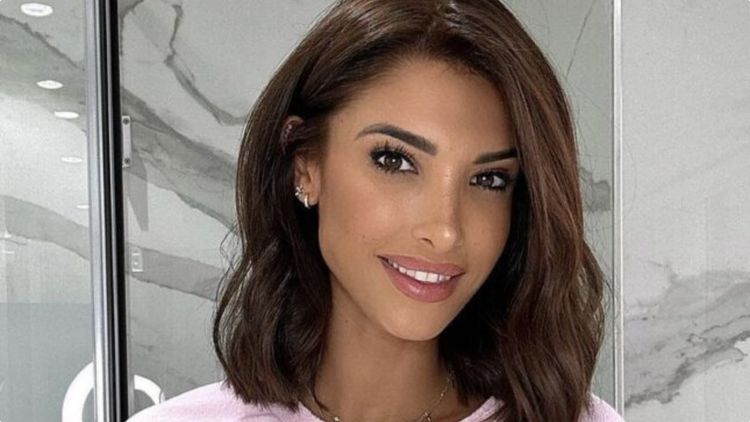 Mélanie Dedigama : en plein rapprochement avec un célèbre candidat de télé-réalité ? Ces images qui veulent tout dire !