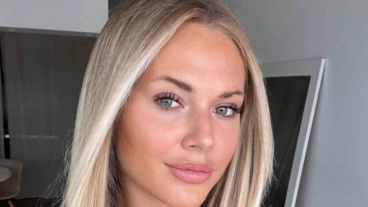 Cassandra Jullia : draguée par un footballeur de l'Équipe de France ? Elle balance sur les messages privés qu'elle reçoit !