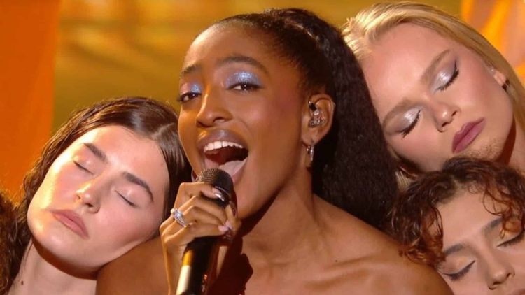 "Comme beaucoup je suis déçu mais..." : après la défaite d'Ebony, un ex-candidat de la Star Academy s'exprime sans fard