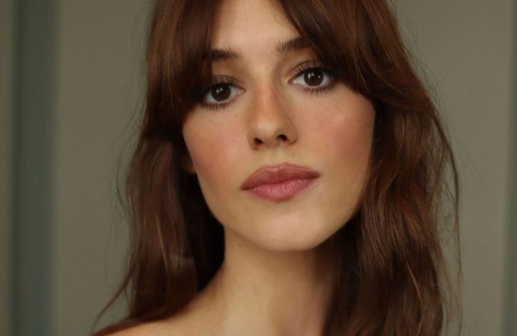 « Flushed and sunkissed » : la tendance make-up qui recrée l’éclat d’une douce journée au soleil