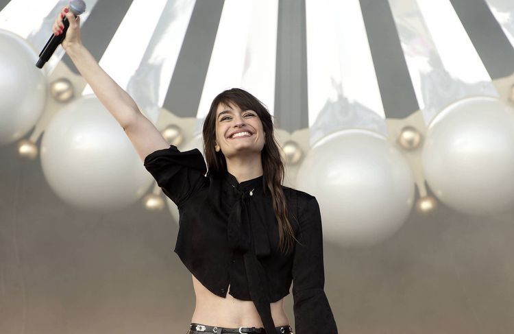 Festivals : pourquoi les artistes féminines sont encore invisibilisées cet été ?