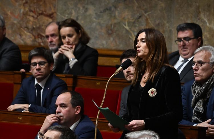 Soumission chimique : que contient le nouveau rapport parlementaire présenté par Sandrine Josso