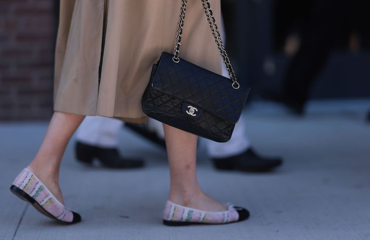 Luxe de seconde main : plus d’un acheteur sur deux victime de contrefaçons