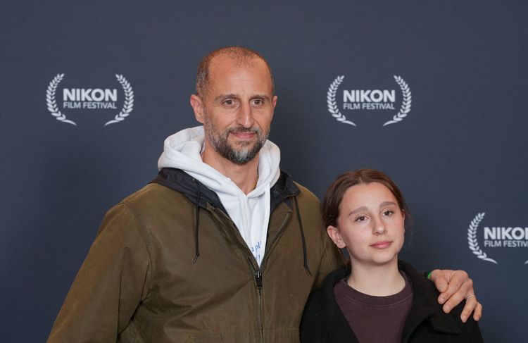 Virginie Ledoyen et Arié Elmaleh : l’acteur dévoile une rare photo de leur fille Amalia, 12 ans