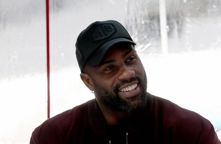 Teddy Riner s'oppose à l’interdiction du port du voile dans les compétitions sportives