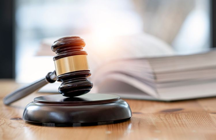 Un ex-gendarme condamné à 30 ans de prison pour avoir poignardé sa femme