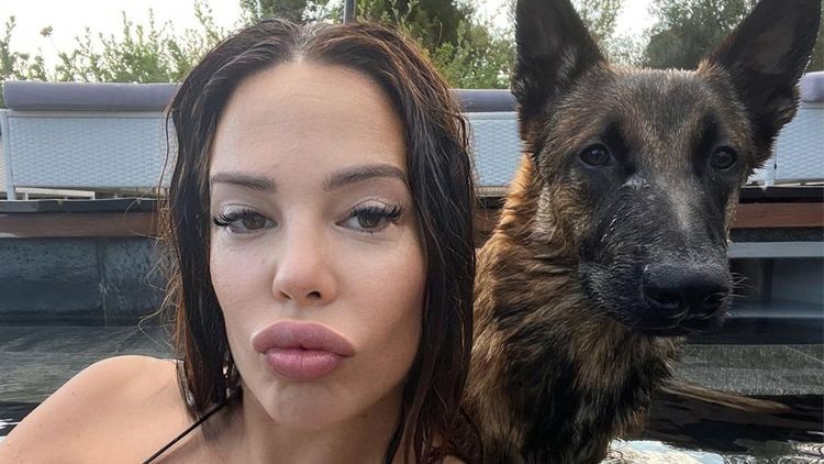 Kim Glow forcée de redresser son chien après une situation difficile avec sa fille