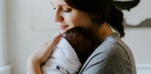 Après un deuil périnatal, comment composer avec l’arrivée d’un nouveau bébé?