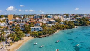Guadeloupe et Martinique : quelle banque est la moins chère dans les Antilles ?