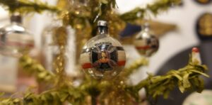 Une croix gammée sur le sapin: comment les nazis se sont appropriés Noël