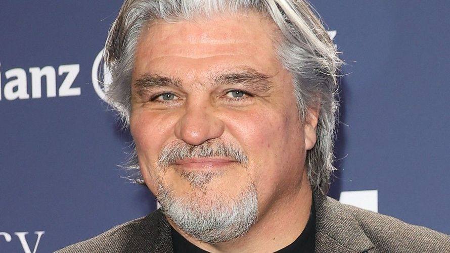 David Douillet bloqué au coeur d'une violente tempête de neige, son témoignage choc : "huit heures dans le blizzard"