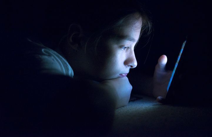 Un collège auvergnat met au défi ses élèves d'expérimenter la vie sans réseaux sociaux
