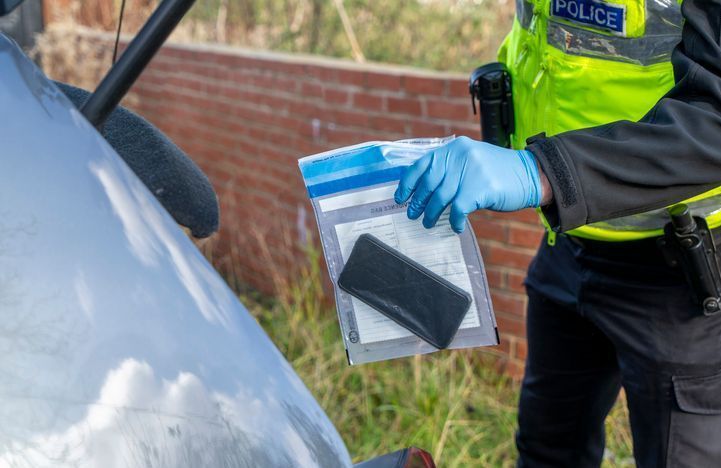 Au Royaume-Uni, des méthodes policières concernant les femmes victimes de fausses couches choquent