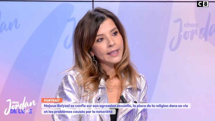 "Je n’en ai pas parlé", la chanteuse Najoua Belyzel hospitalisée d’urgence après de gros problèmes de santé